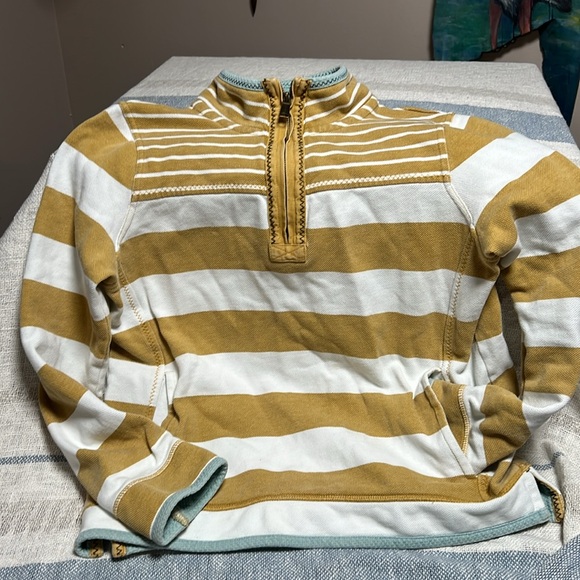 Cute sweatshirt - Picture 2 of 3